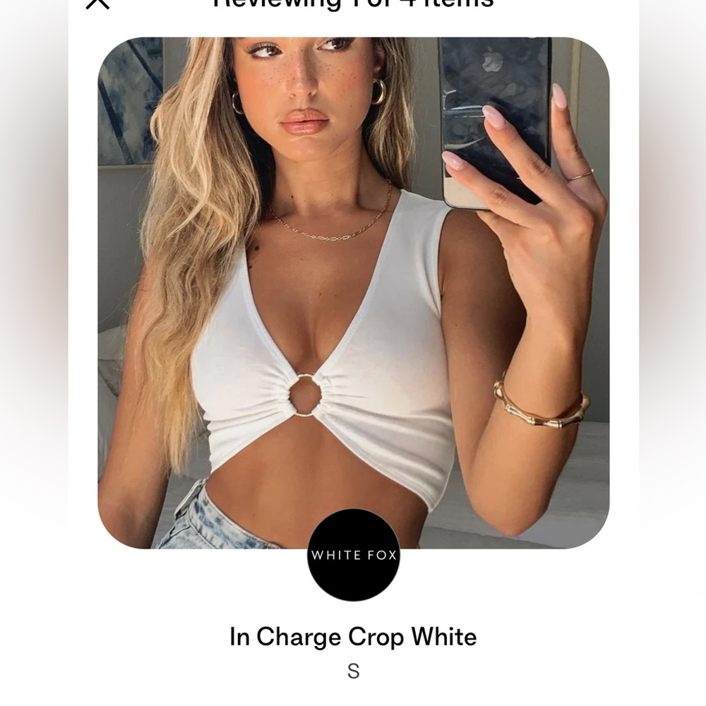 White fox In charge crop top